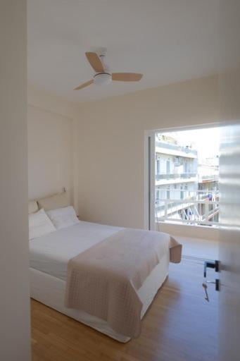 Harmony Suite In The Center Of Kalamata Exterior photo